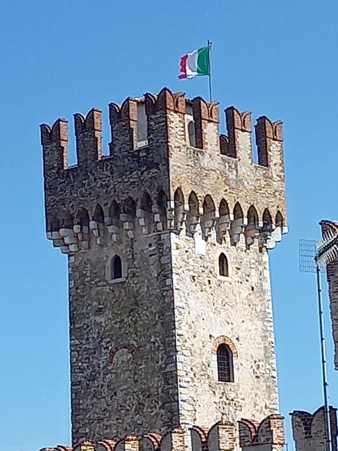 Il Nido Della Civetta Villa Sirmione Exterior foto